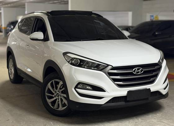 HYUNDAI TUCSON 1.6 16V T-GDI GASOLINA GLS ECOSHIFT HYUNDAI TUCSON 1.6 16V T-GDI GASOLINA GLS ECOSHIFT